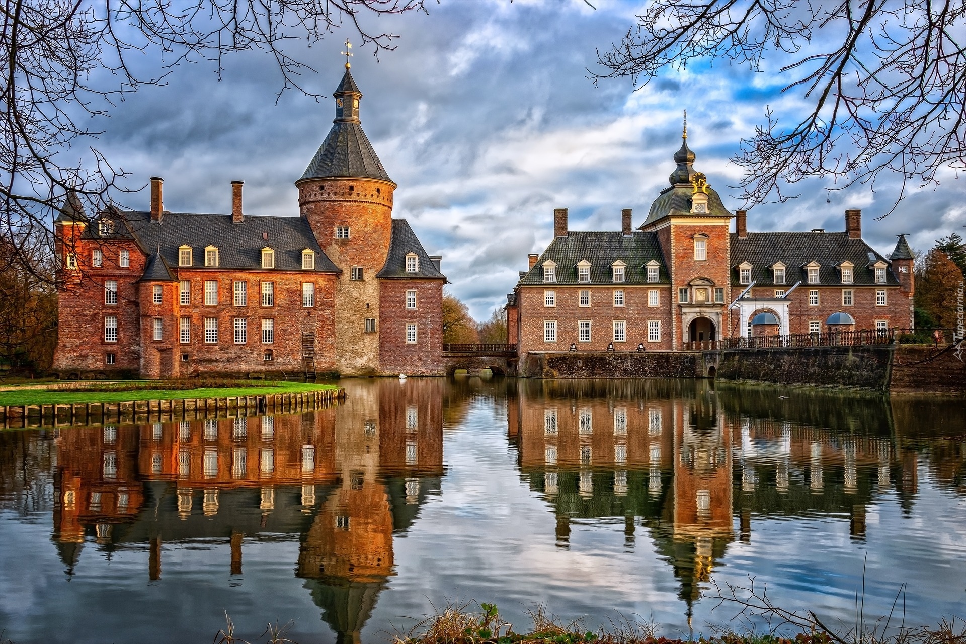 Zamek Anholt, Rzeka Issel, Isselburg, Nadrenia Północna-Westfalia, Niemcy