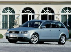 Audi A4, Avant, Srebrne