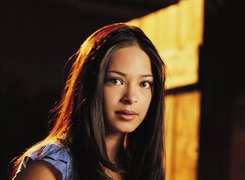 Kristin Kreuk, Buzia