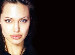 Angelina Jolie, duże usta