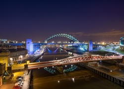Mosty, Rzeka, Tyne, Wielka Brytania, Miasto nocą