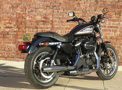 Harley Davidson Sportster XL883R, Amortyzator