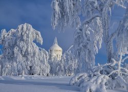 Białogórski Monaster św Mikołaja w zimowej scenerii