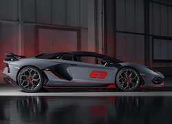 Bok Lamborghini Aventador SVJ 63