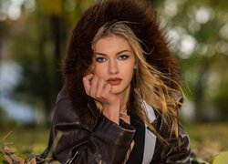 Dziewczyna, Kaptur, Kurtka