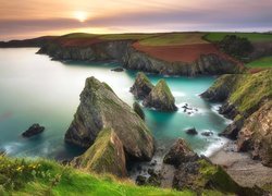 Irlandia, Nohoval, Morze, Zatoka, Skały, Zachód słońca