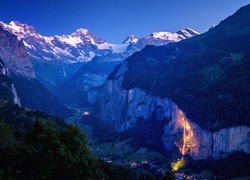 Szwajcaria, Kanton Berno, Dolina Lauterbrunnental, Wodospad Staubbachfall