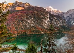Góry, Alpy, Jezioro Almsee, Drzewa, Jesień, Dolina Almtal, Austria