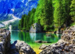 Jezioro Pragser Wildsee we Włoszech