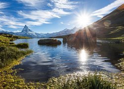 Góry Alpy, Szczyt Matterhorn, Jezioro Stellise, Szwajcaria, Kamienie, Promienie słońca