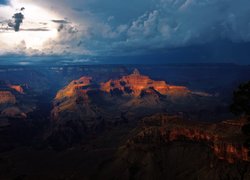 Krajobraz Parku Narodowego Wielkiego Kanionu w Arizonie