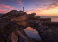 Morze, Skały, Latarnia morska, Castlepoint Lighthouse, Zachód słońca, Castlepoint, Nowa Zelandia