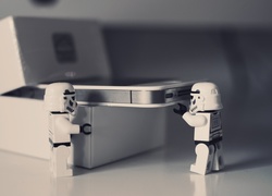 Ludziki z Lego Star Wars i iPhone 4