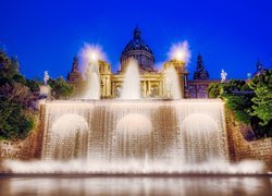 Magiczna Fontanna przed Pałacem Narodowym w Barcelonie