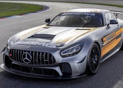Mercedes-AMG GT4, Przód