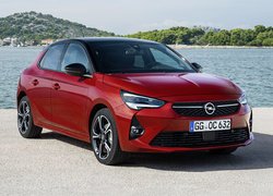 Czerwony, Opel Corsa, 2020, Wzgórza