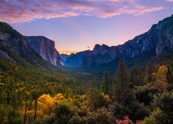 Park Narodowy Yosemite w amerykańskim stanie Kaliforna