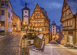 Rothenburg ob der Tauber w dekoracjach świątecznych