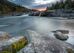 Rzeka Hallingdalselva w Norwegii