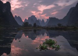 Góry, Skały, Ostańce, Rzeka Gui Jiang, Odbicie, Drzewa, Yangshuo, Chiny