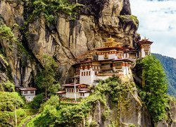 Świątynia, Paro Taktsang, Góry, Skały, Drzewa, Bhutan