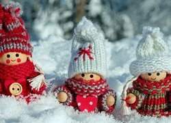 Trzy laleczki w śniegu
