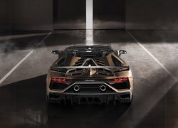 Lamborghini Aventador SVJ, Tył