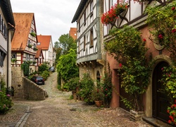 Ulica Altstadtgasse w niemieckim miasteczku Bad Wimpfen