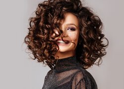 Kobieta, Szatynka, Uśmiech, Kręcone, Włosy