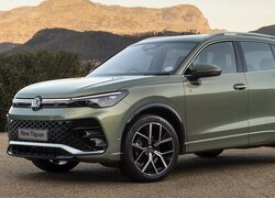 Volkswagen Tiguan R, Przód, Bok