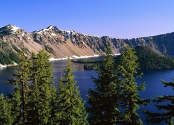 Stany Zjednoczone, Oregon, Jezioro Kraterowe, Wyspa Czarodzieja Drzewa