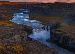 Islandia, Rzeka Jokulsa a Fjollum, Wodospad Hafragilsfoss, Skały, Wąwóz