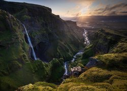 Wodospad Haifoss wpadający do rzeki Fossa w Islandii