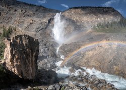 Wodospad Takakkaw Falls w Górach Skalistych