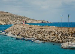 Malta, Wyspa Gozo, Morze, Wzgórze, Zatoka, Motorówki