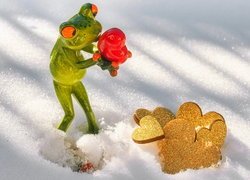 Żaba z sercem na śniegu