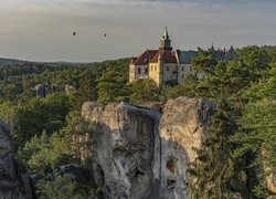 Formacje skalne, Skały, Skalne Miasto, Drzewa, Zamek Hruba Skala, Czeski Raj, Góry Stołowe, Czechy