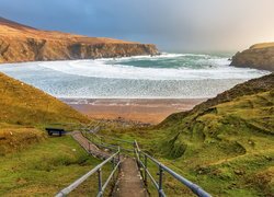 Zejście, Barierki, Morze, Zatoka, Klify, Plaża, Silver Strand Horseshoe Beach, Malin Beg, Hrabstwo Donegal, Irlandia